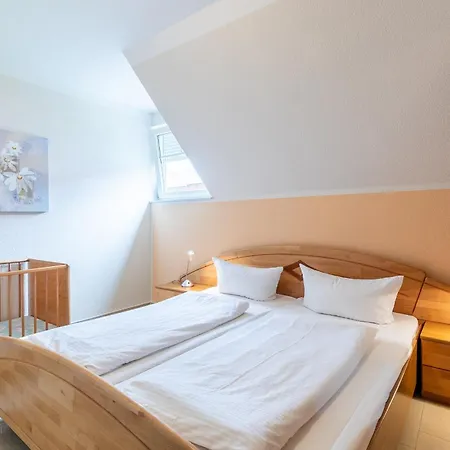 Duenenhaeuser Haus 8 * بولتينهاجين