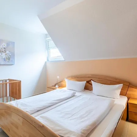 Dünenhäuser Haus 8 *